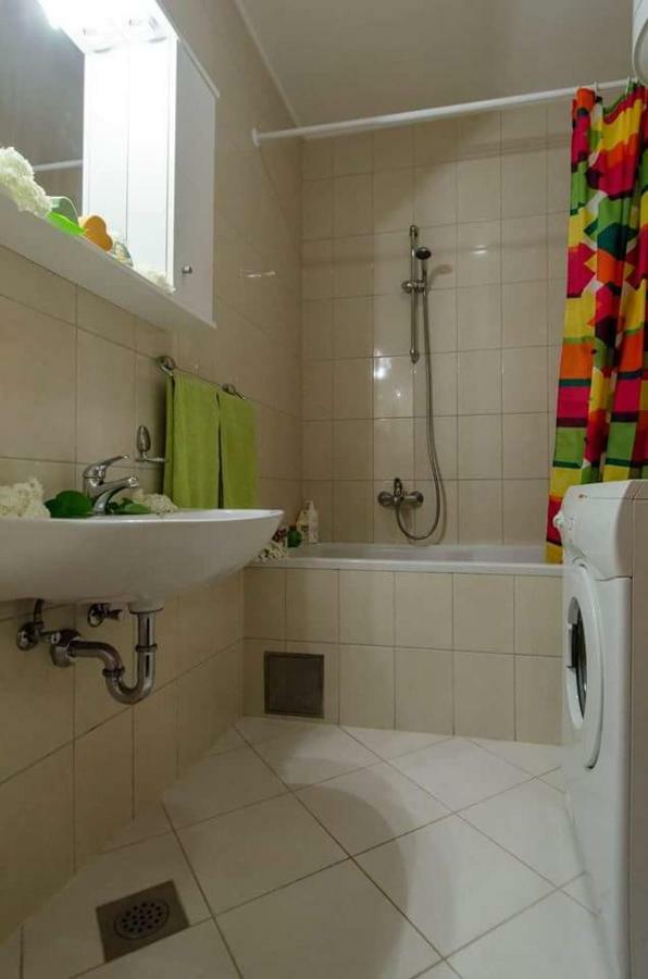 Dani Apartment โตรกีร์ ภายนอก รูปภาพ
